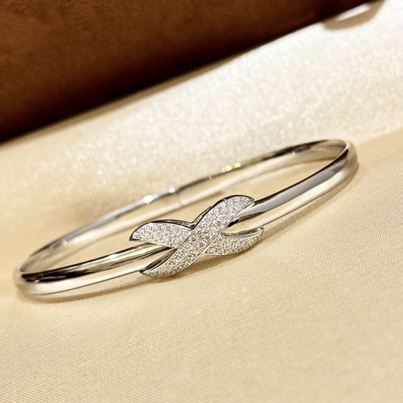 CHAUMET